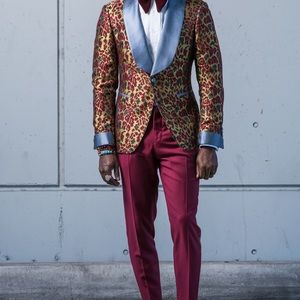 I’m selling my custom 36s tuxedo